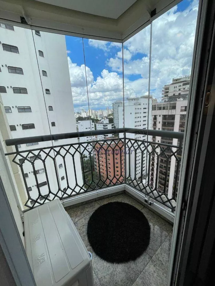 Apartamento à venda com 3 quartos, 100m² - Foto 1