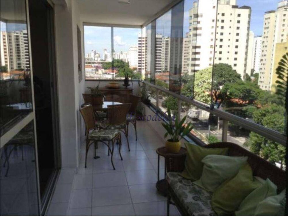 Apartamento, 4 quartos, 208 m² - Foto 1