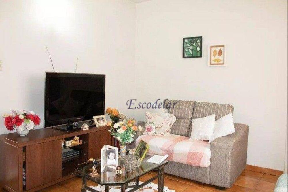 Casa à venda com 7 quartos, 246m² - Foto 6