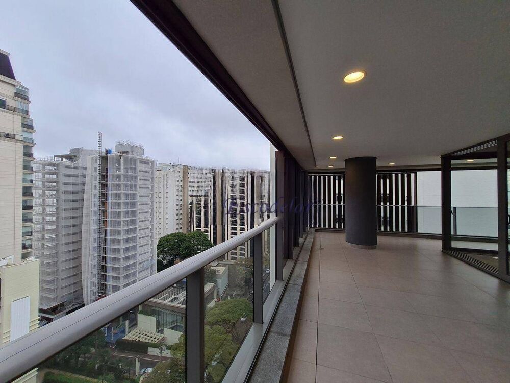 Apartamento, 4 quartos, 252 m² - Foto 2