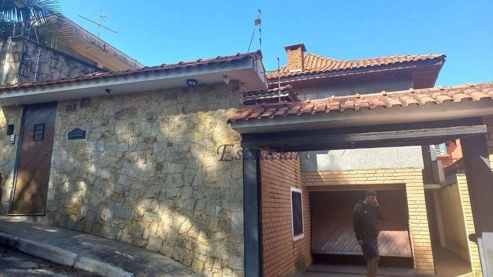 Sobrado, 4 quartos, 350 m² - Foto 1
