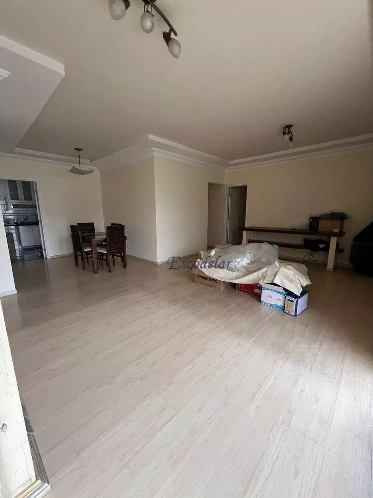 Apartamento para alugar com 3 quartos, 139m² - Foto 8