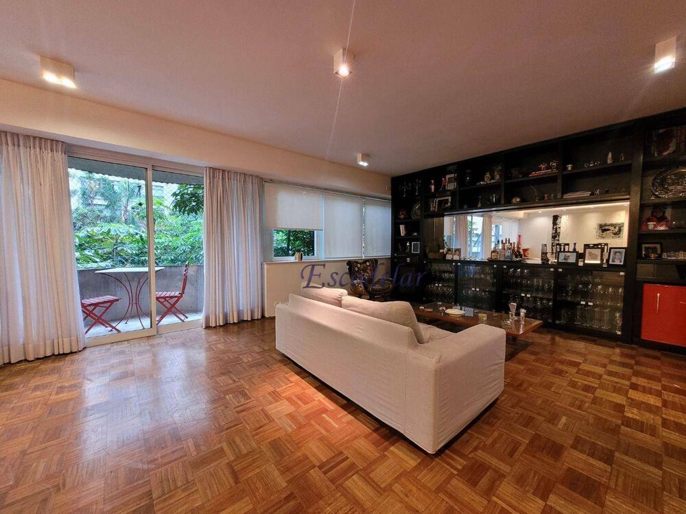 Apartamento, 3 quartos, 200 m² - Foto 1