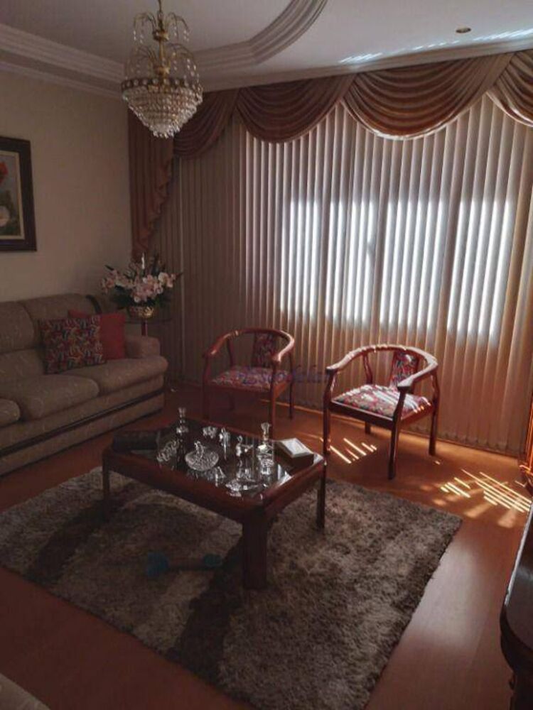 Sobrado, 3 quartos, 256 m² - Foto 2