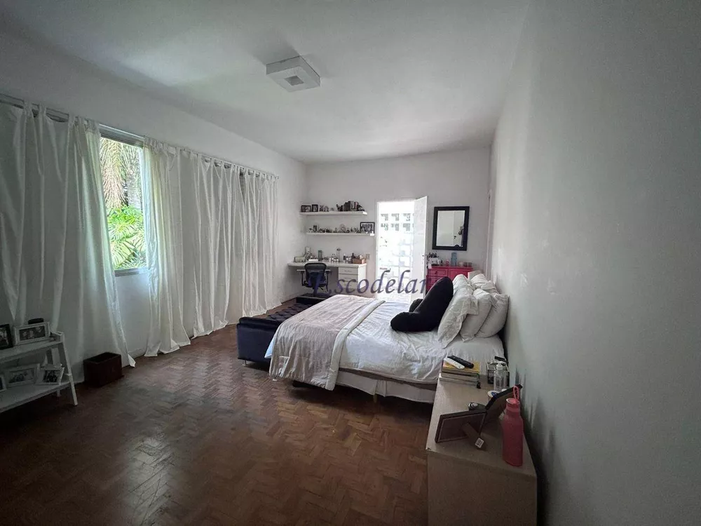 Casa à venda com 4 quartos, 350m² - Foto 8