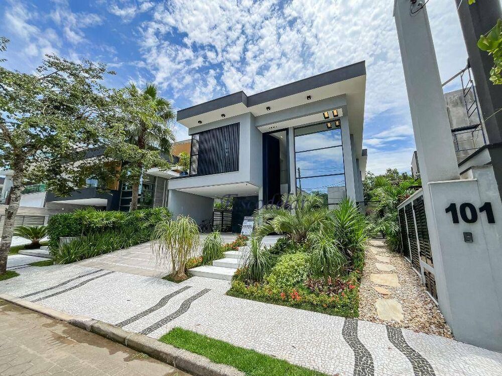 Casa à venda com 6 quartos, 463m² - Foto 9