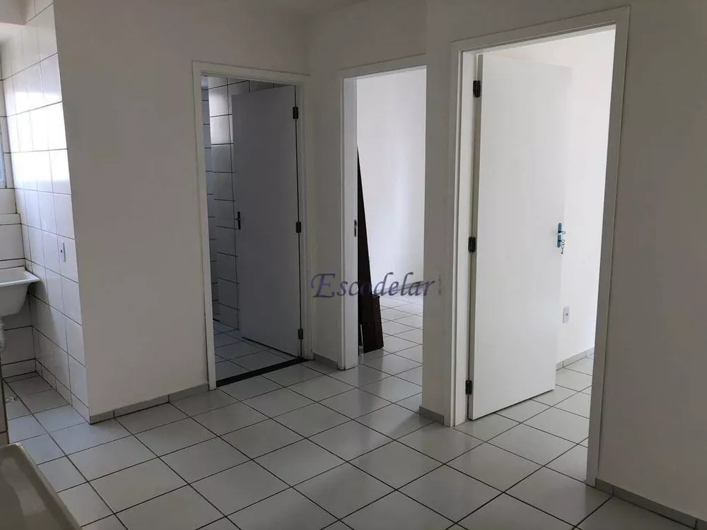 Apartamento à venda com 2 quartos, 49m² - Foto 2