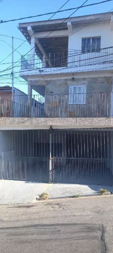 Sobrado à venda com 4 quartos, 280m² - Foto 1