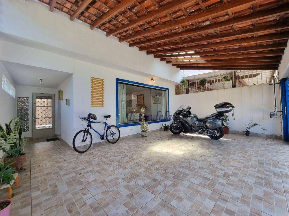 Sobrado, 3 quartos, 159 m² - Foto 1