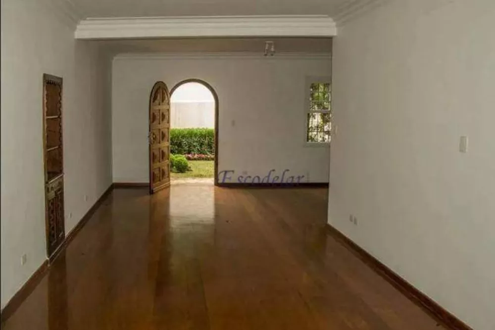 Casa, 3 quartos, 219 m² - Foto 2