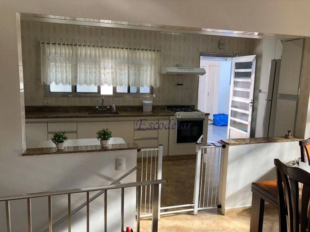 Sobrado, 3 quartos, 390 m² - Foto 4
