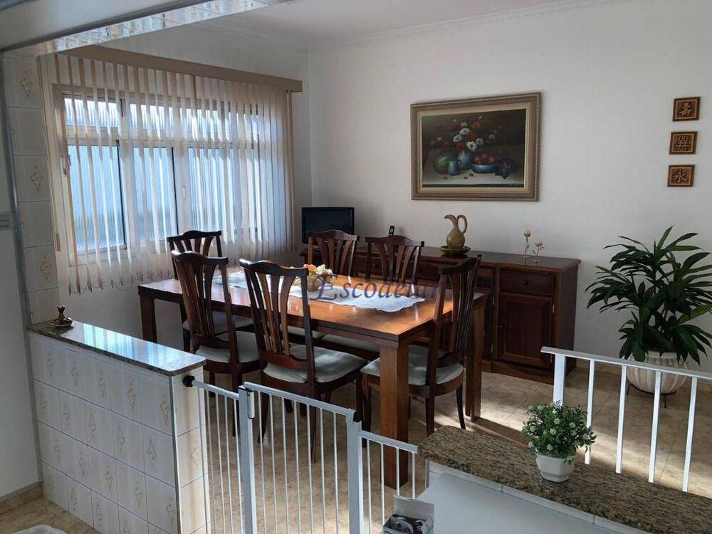 Sobrado, 3 quartos, 390 m² - Foto 1