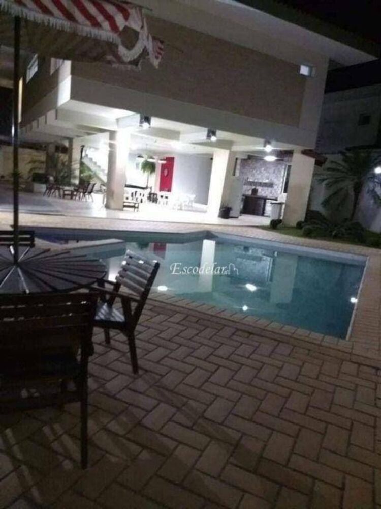 Casa à venda com 4 quartos, 500m² - Foto 3