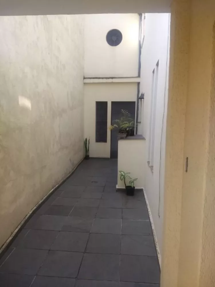 Sobrado à venda com 3 quartos, 224m² - Foto 13