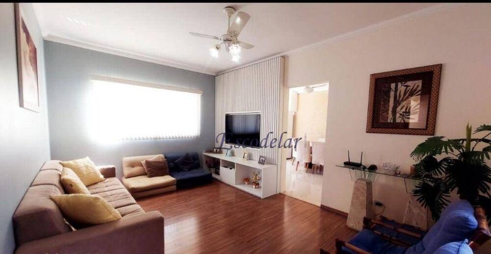 Casa de Condomínio à venda com 4 quartos, 231m² - Foto 3