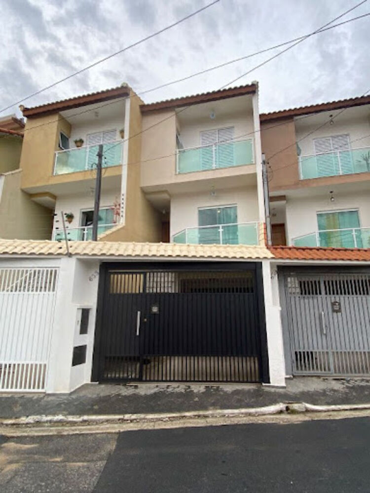 Sobrado, 3 quartos, 180 m² - Foto 1