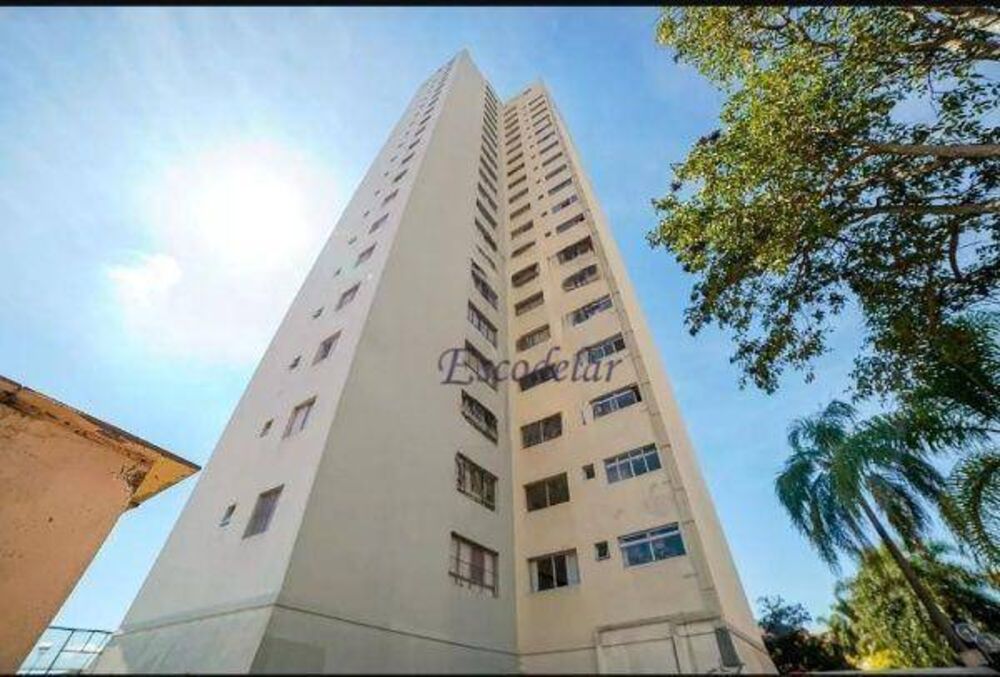 Apartamento à venda com 3 quartos, 137m² - Foto 3