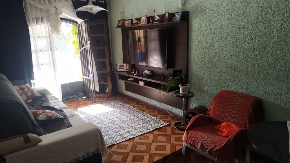 Sobrado à venda com 3 quartos, 172m² - Foto 2