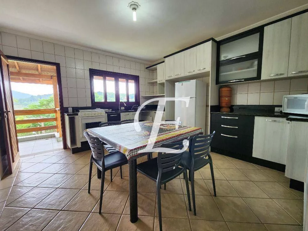Chácara, 3 quartos, 914 m² - Foto 4