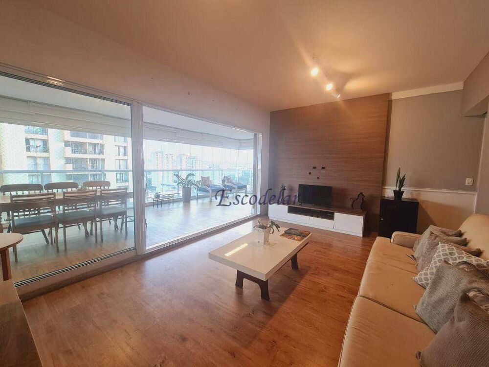 Apartamento, 3 quartos, 184 m² - Foto 1