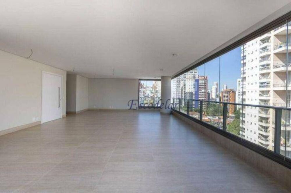 Apartamento, 3 quartos, 193 m² - Foto 1