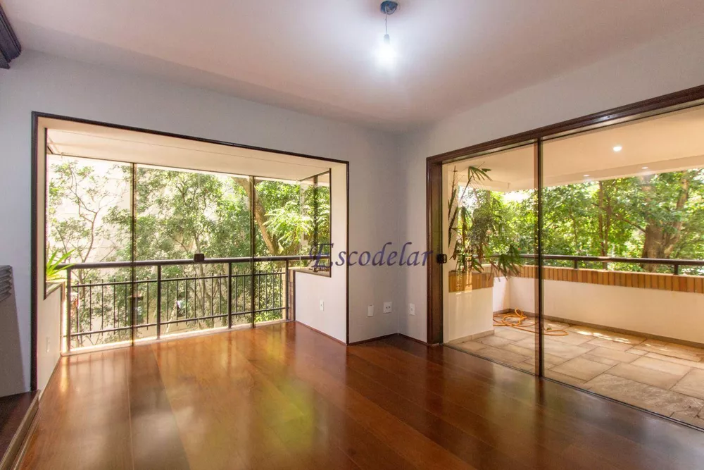 Apartamento para alugar com 3 quartos, 438m² - Foto 1