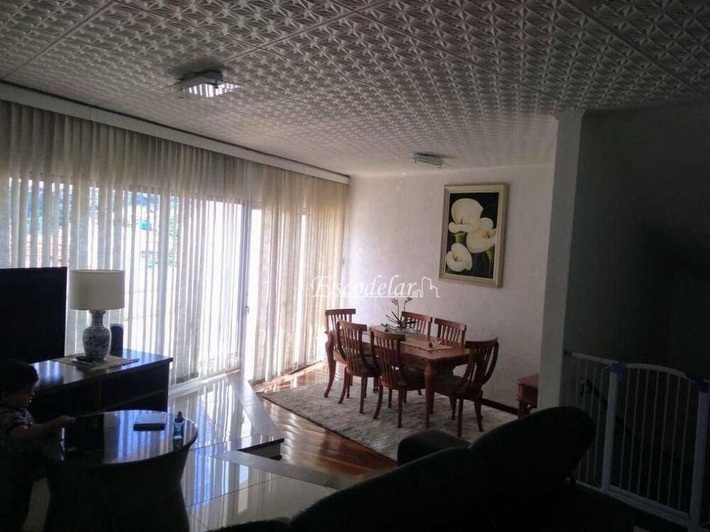 Sobrado, 3 quartos, 222 m² - Foto 2