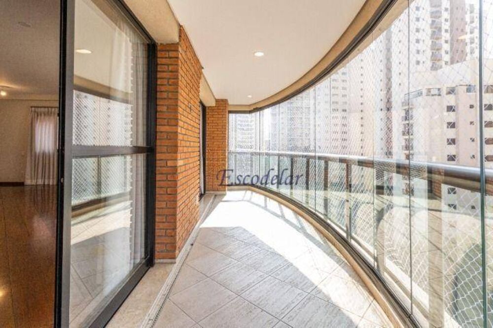 Apartamento, 3 quartos, 167 m² - Foto 2