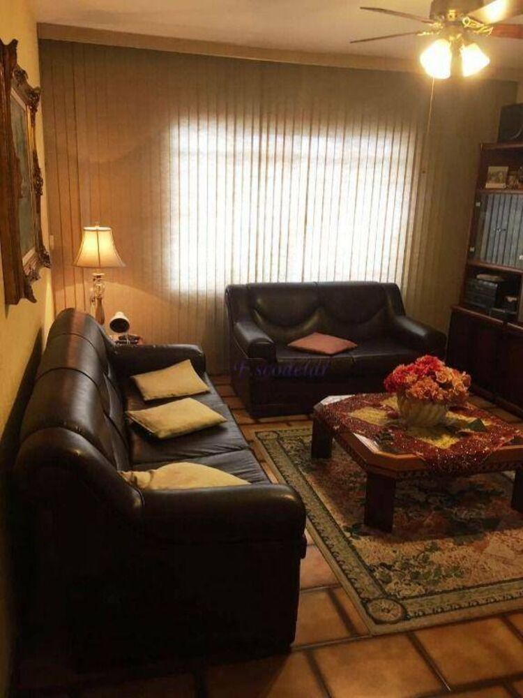Casa, 3 quartos, 201 m² - Foto 1