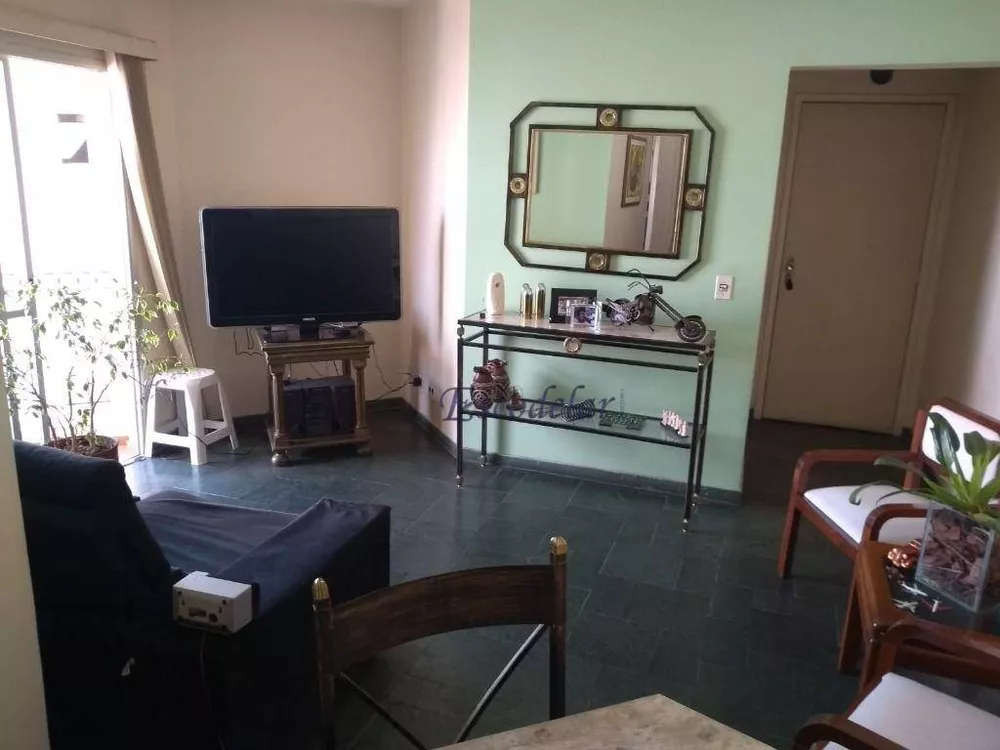 Apartamento à venda com 3 quartos, 70m² - Foto 2