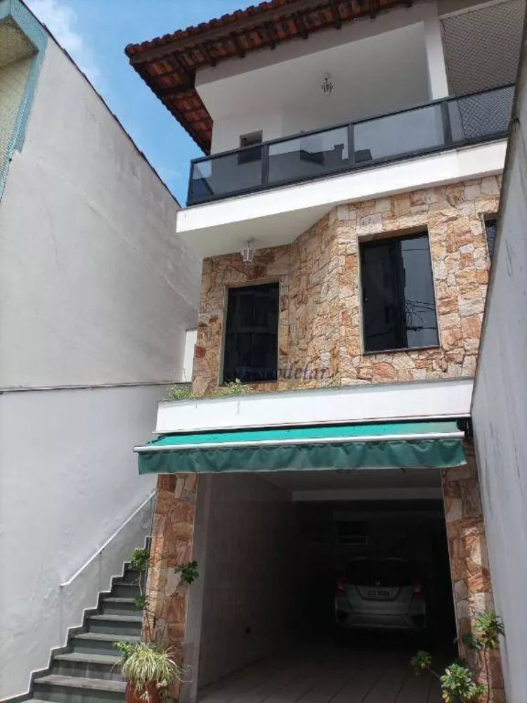 Sobrado à venda com 3 quartos, 186m² - Foto 1