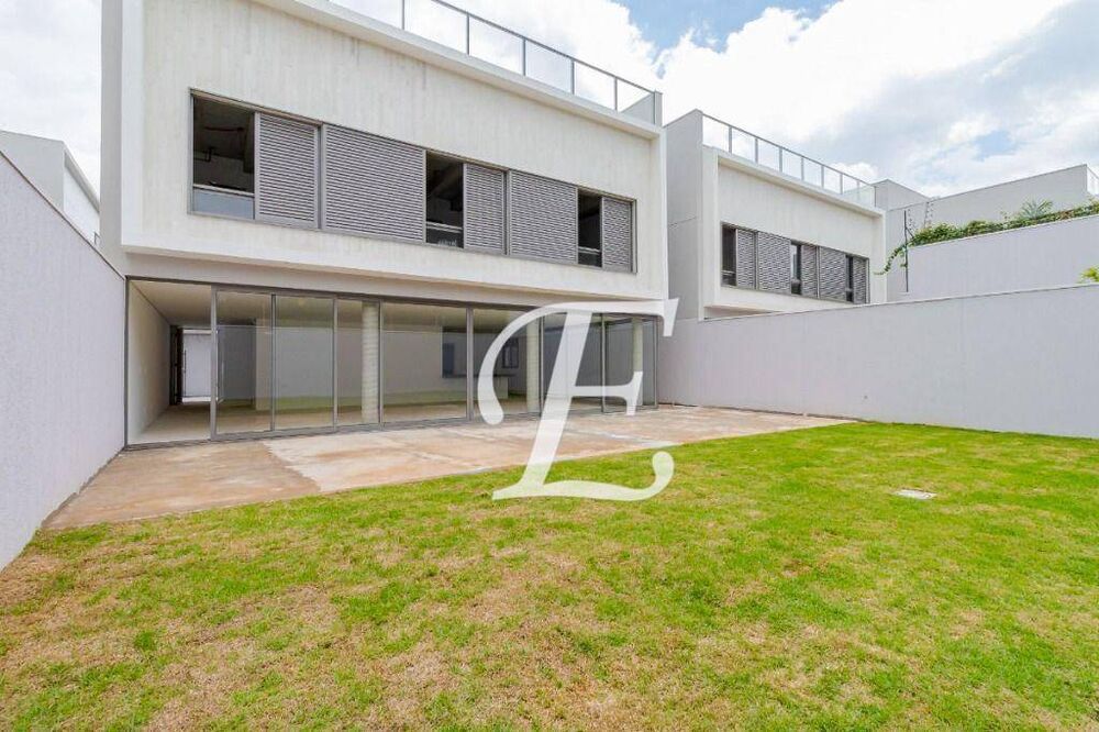 Casa, 4 quartos, 600 m² - Foto 1
