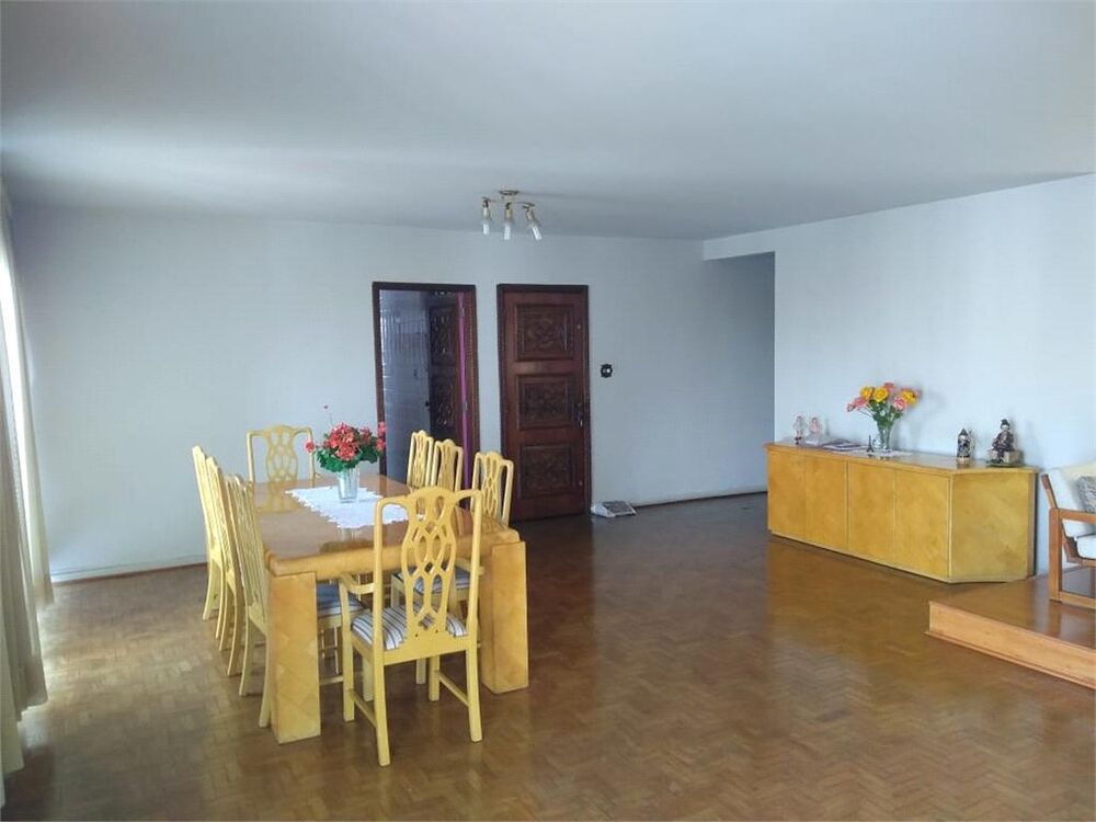 Apartamento, 3 quartos, 202 m² - Foto 2