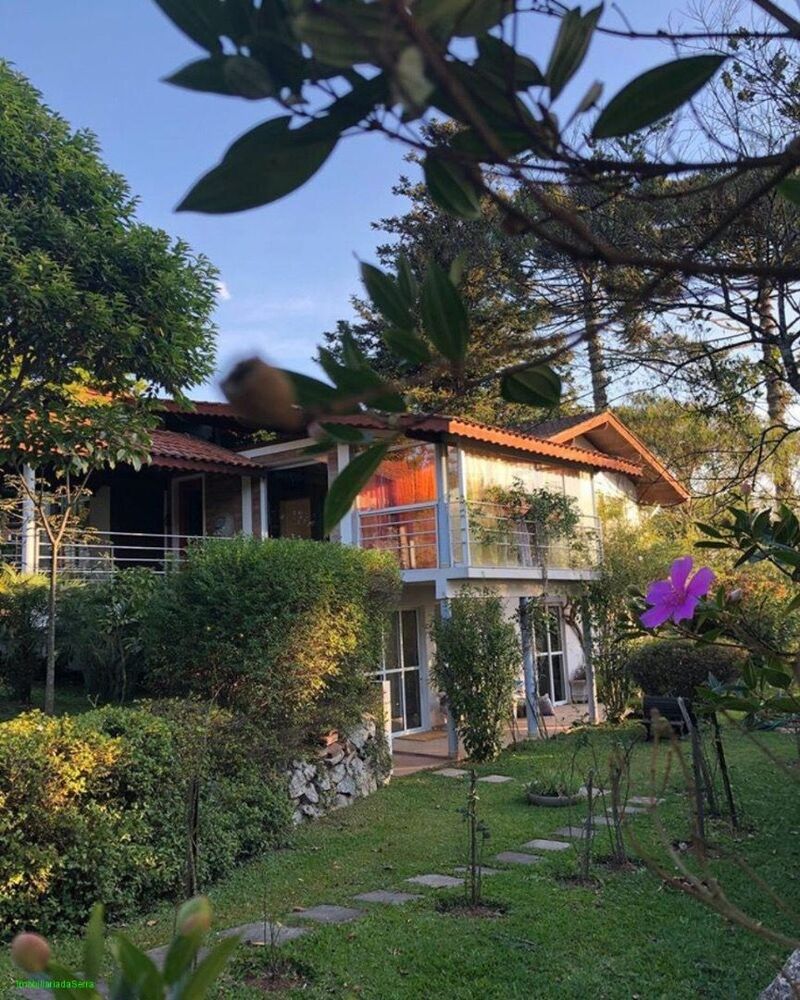 Casa, 3 quartos, 220 m² - Foto 1
