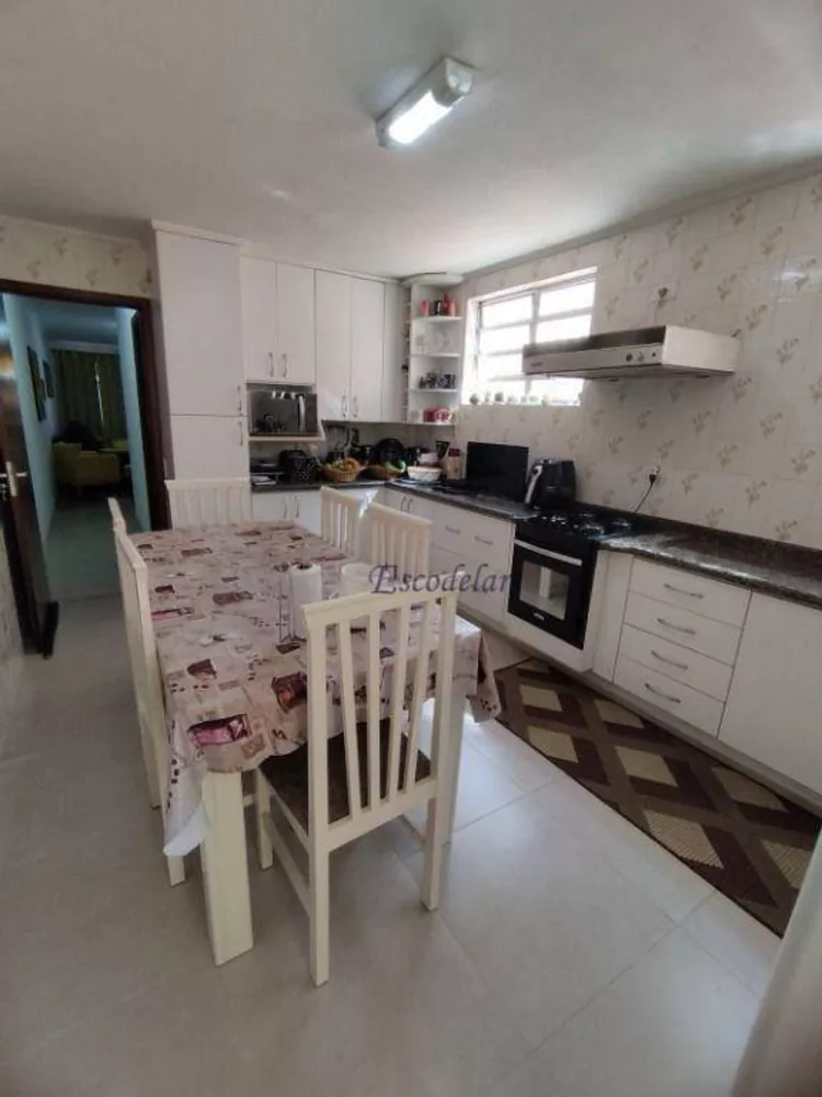 Sobrado à venda com 3 quartos, 216m² - Foto 3