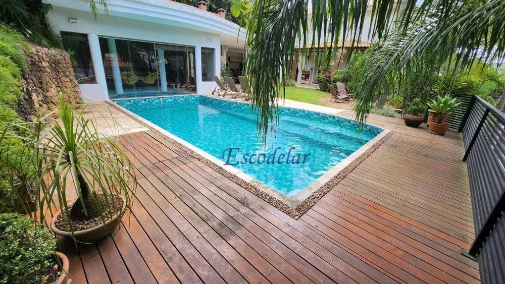 Casa de Condomínio à venda com 4 quartos, 400m² - Foto 3