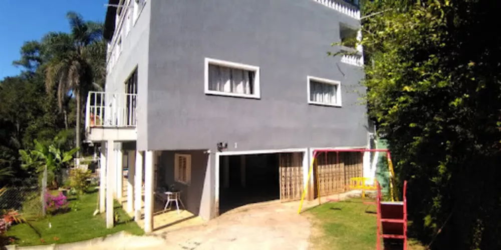 Casa à venda com 6 quartos, 717m² - Foto 2