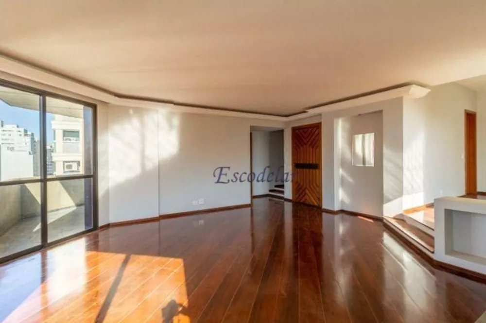 Apartamento para alugar com 3 quartos, 198m² - Foto 4