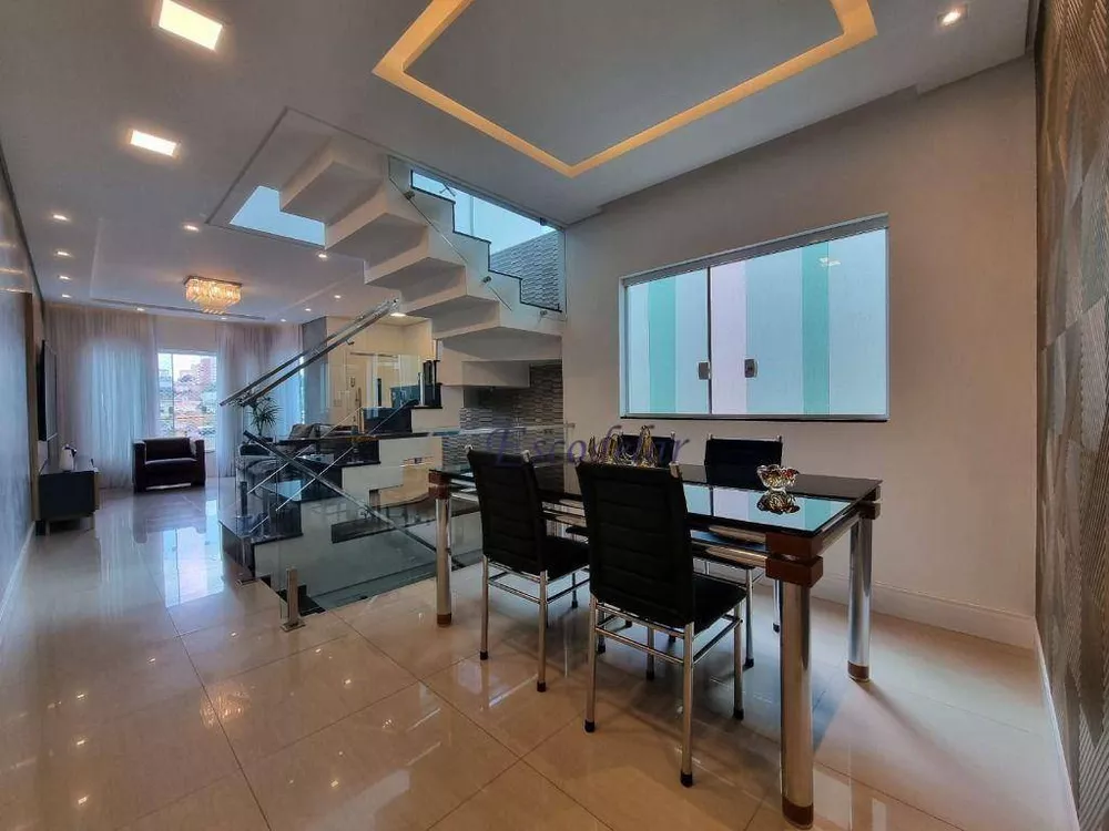 Sobrado, 3 quartos, 202 m² - Foto 6