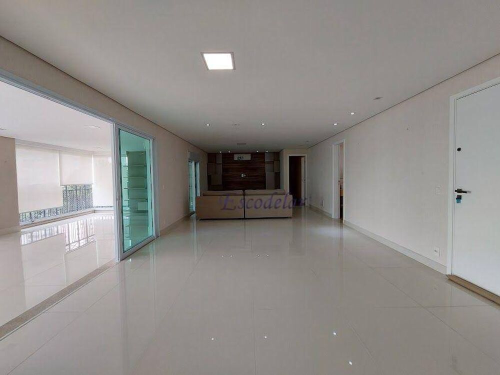 Apartamento, 3 quartos, 215 m² - Foto 1