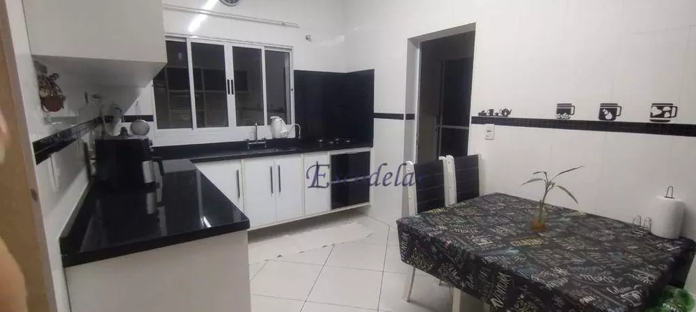 Sobrado à venda com 3 quartos, 170m² - Foto 9