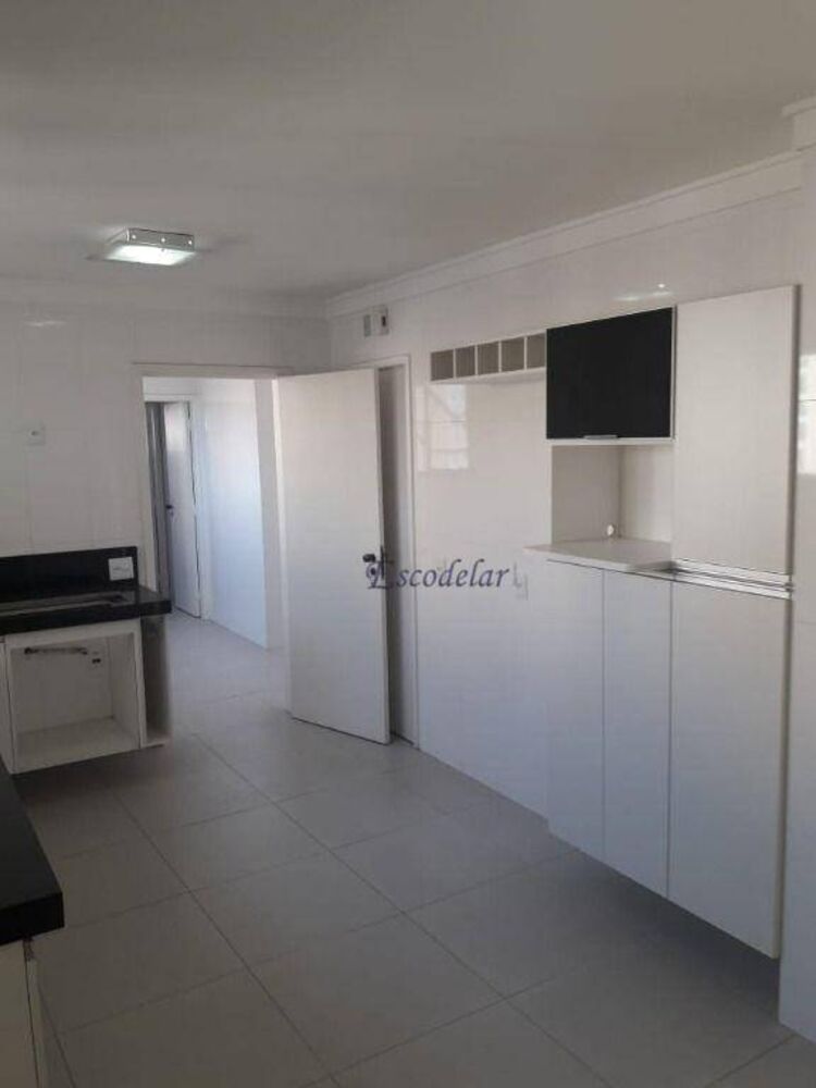 Apartamento à venda com 3 quartos, 180m² - Foto 3