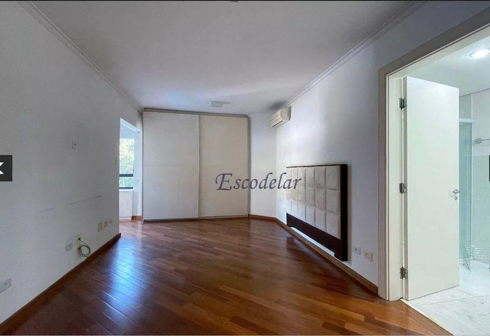 Apartamento para alugar com 3 quartos, 227m² - Foto 4