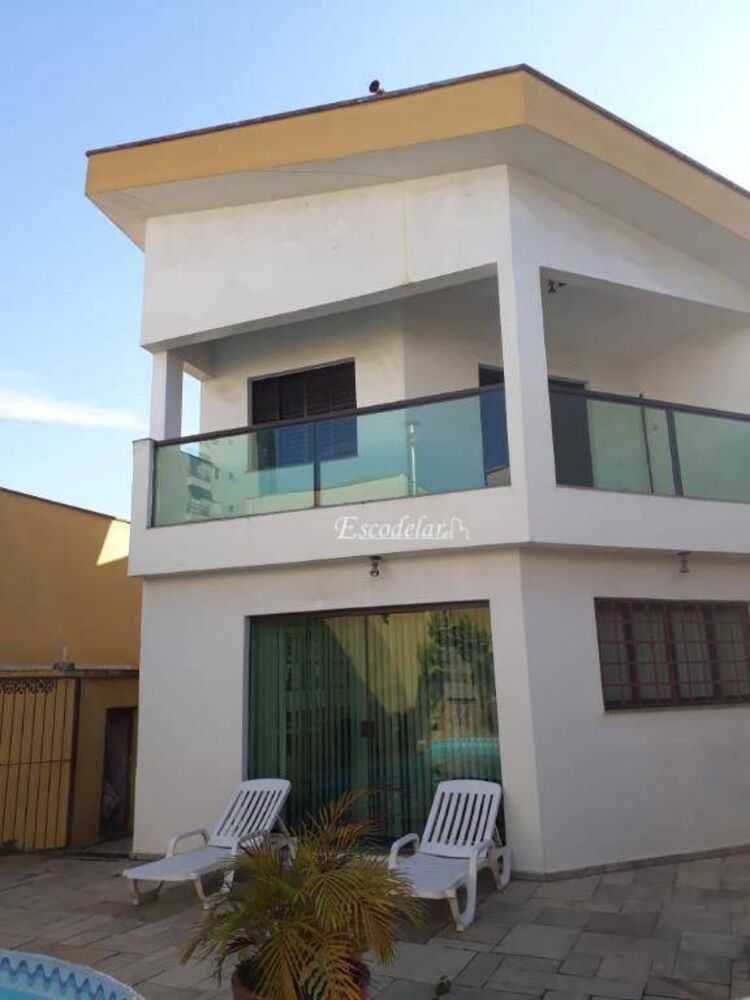 Sobrado, 4 quartos, 440 m² - Foto 1