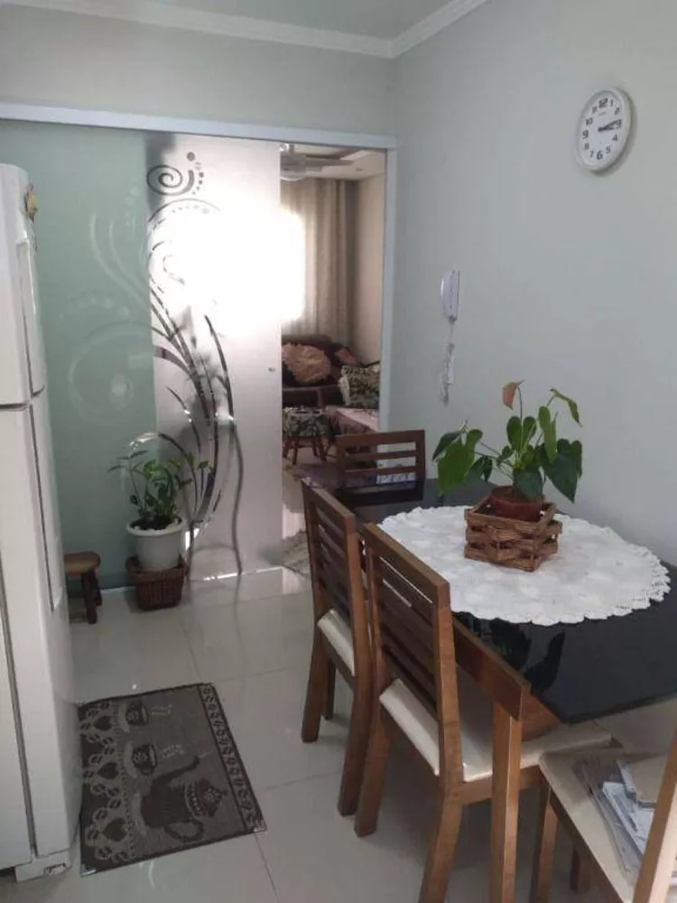 Apartamento para alugar com 2 quartos, 64m² - Foto 1