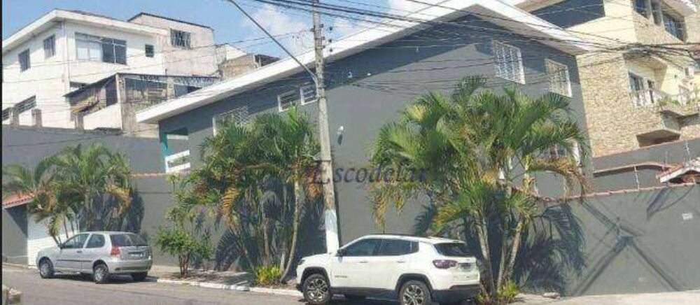 Sobrado, 3 quartos, 298 m² - Foto 1