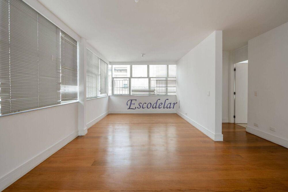 Apartamento, 3 quartos, 240 m² - Foto 1