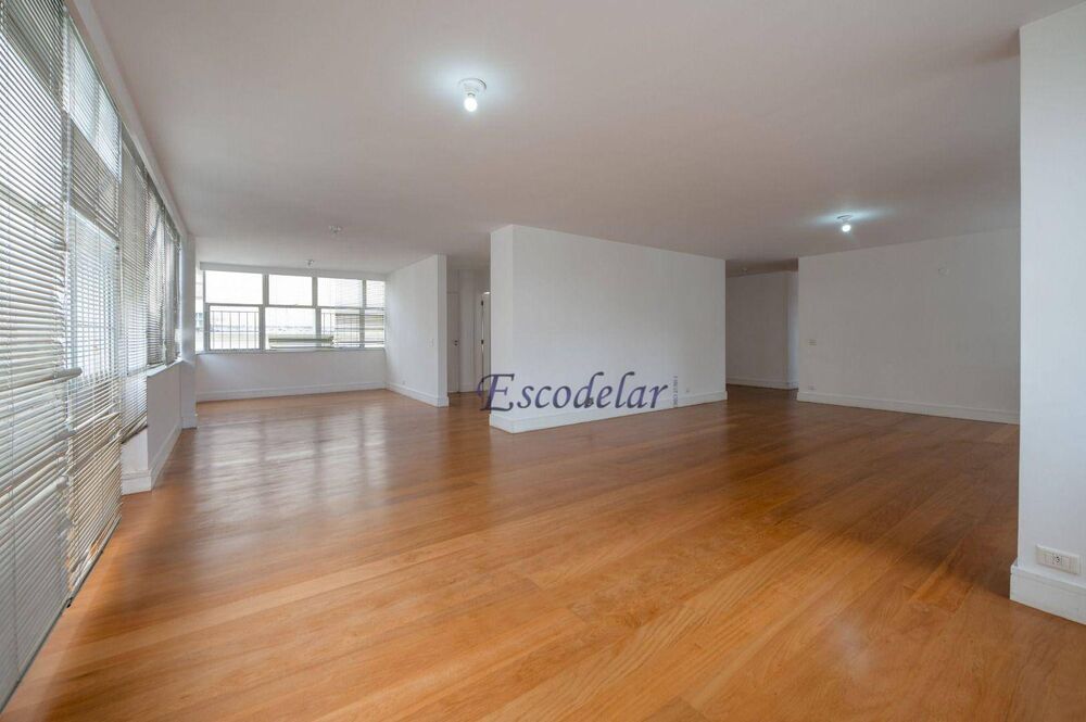 Apartamento, 3 quartos, 240 m² - Foto 2