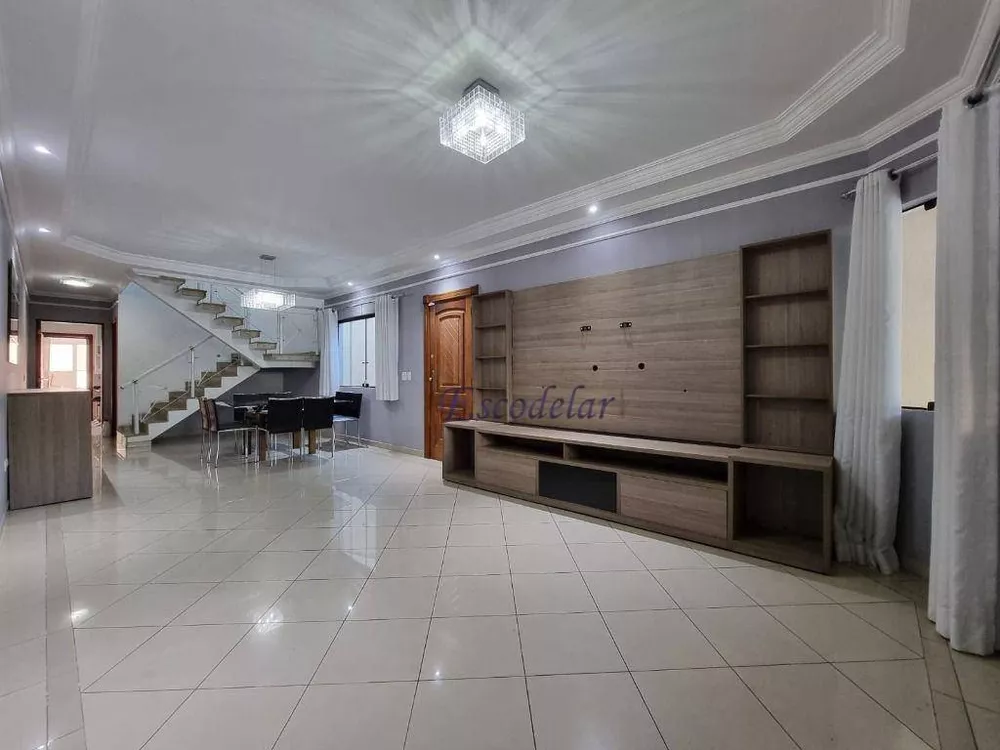 Sobrado, 3 quartos, 340 m² - Foto 1