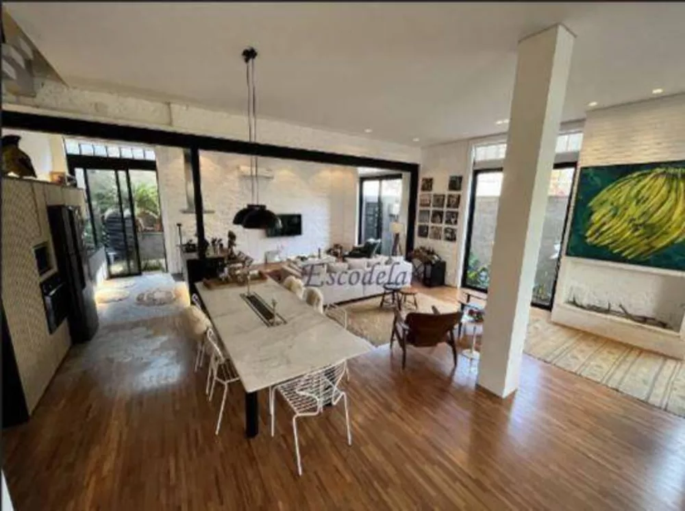 Casa à venda com 3 quartos, 300m² - Foto 3